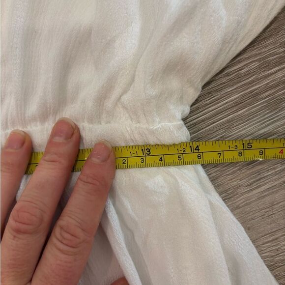 Elegant White Maxi Dress - Picture 10 of 12